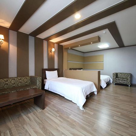 Yes Motel Kunsan Luaran gambar