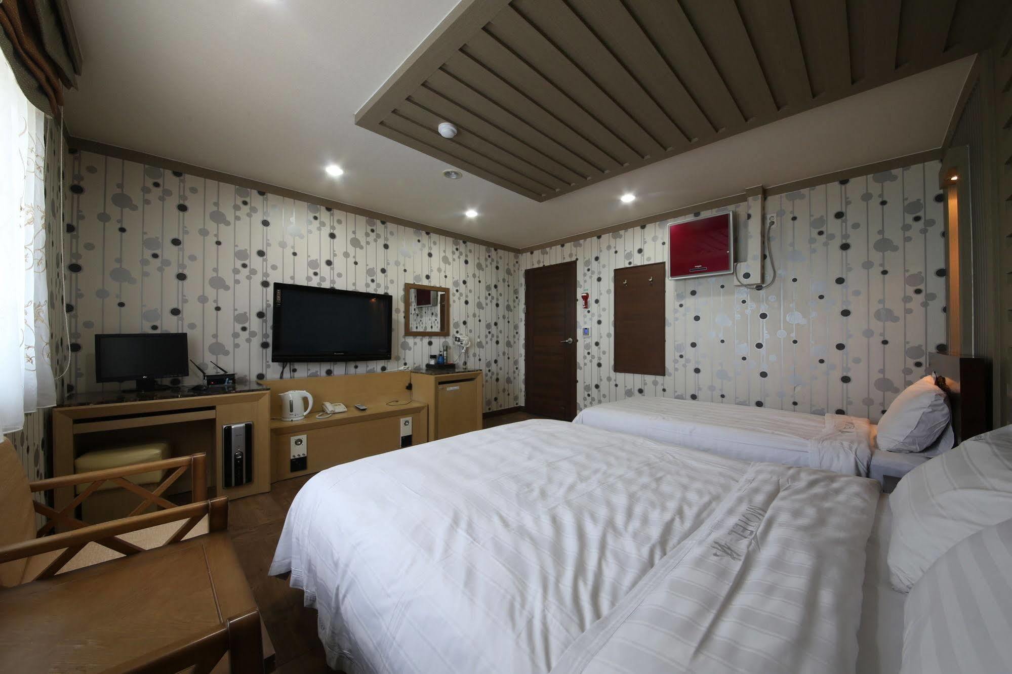 Yes Motel Kunsan Luaran gambar