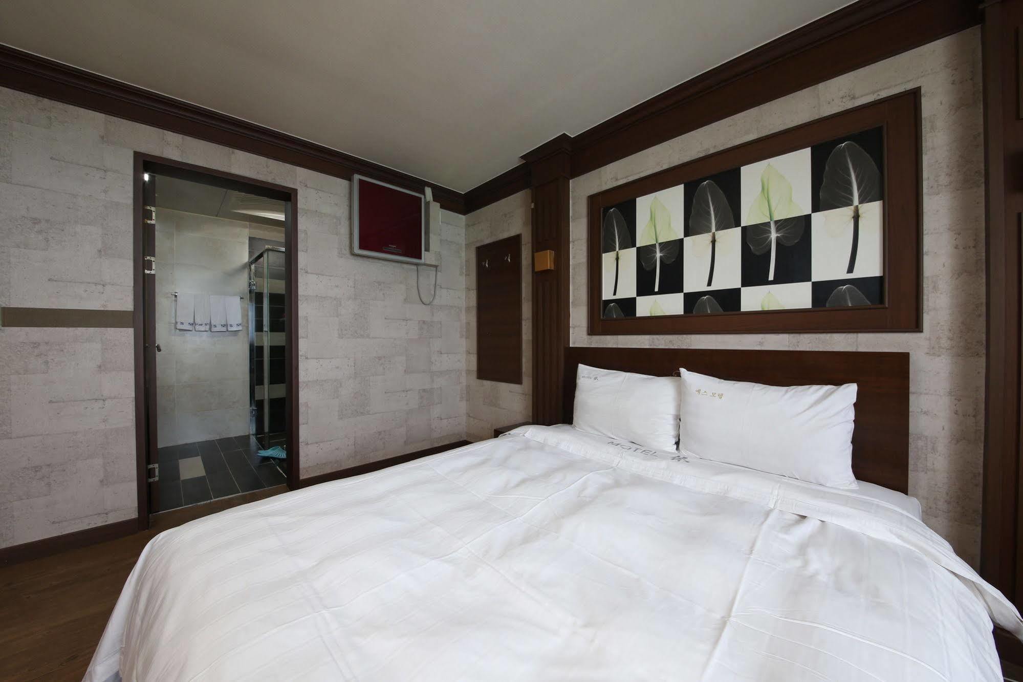 Yes Motel Kunsan Luaran gambar